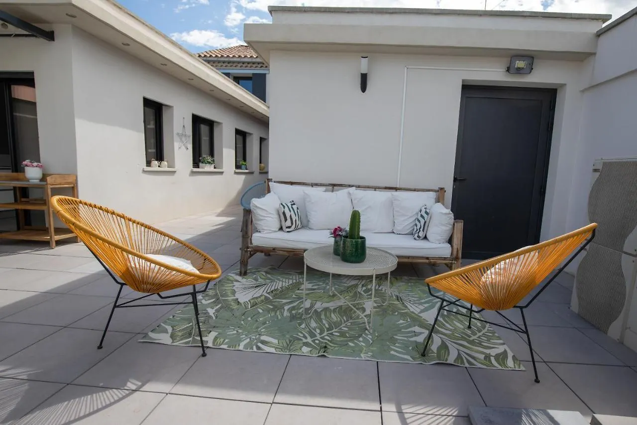 Ideal Familles & Groupes - 10Min Avignon - 5Min Gare - Grand Jardin Clos - Parking Gratuit - Au Calme - Maison Haut De Gamme - Entierement Climatise - 